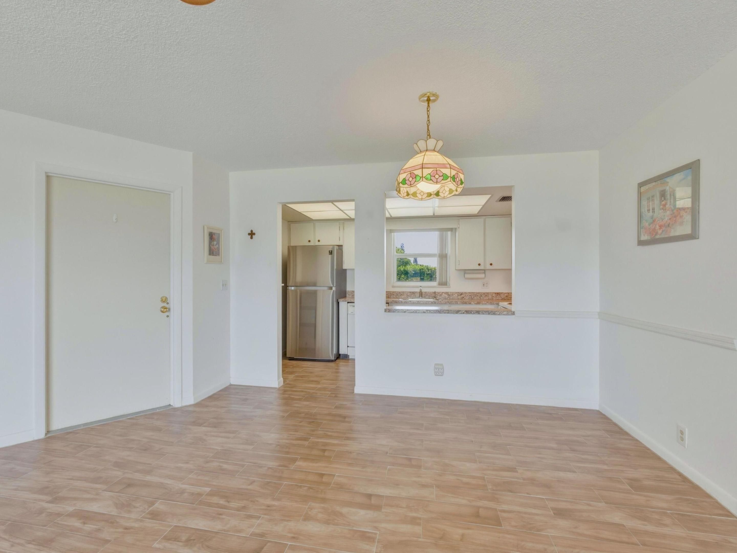 FOUR SEA SUNS CONDO - Residential