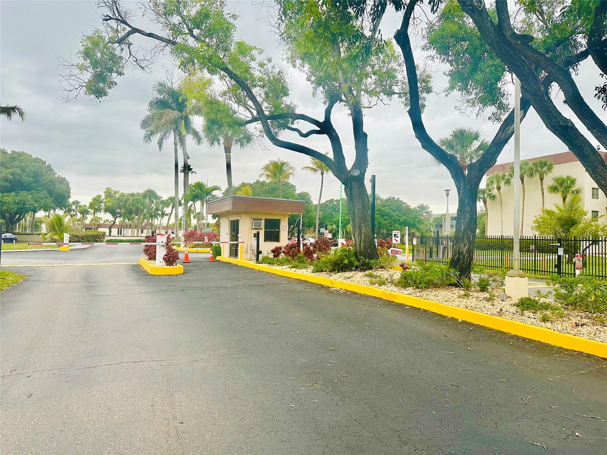 CYPRESS CHASE NORTH CONDO - Residential