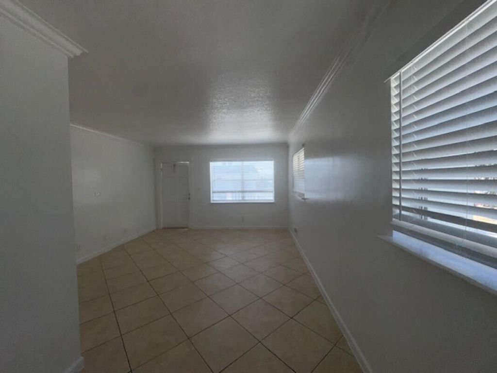 Photo of 8 SE 19th Avenue #9, Pompano Beach, FL 33060 (MLS # B26009515)