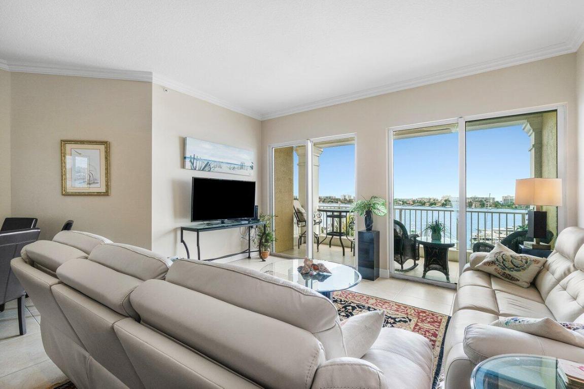 MOORINGS AT LANTANA CONDO 3 - Residential