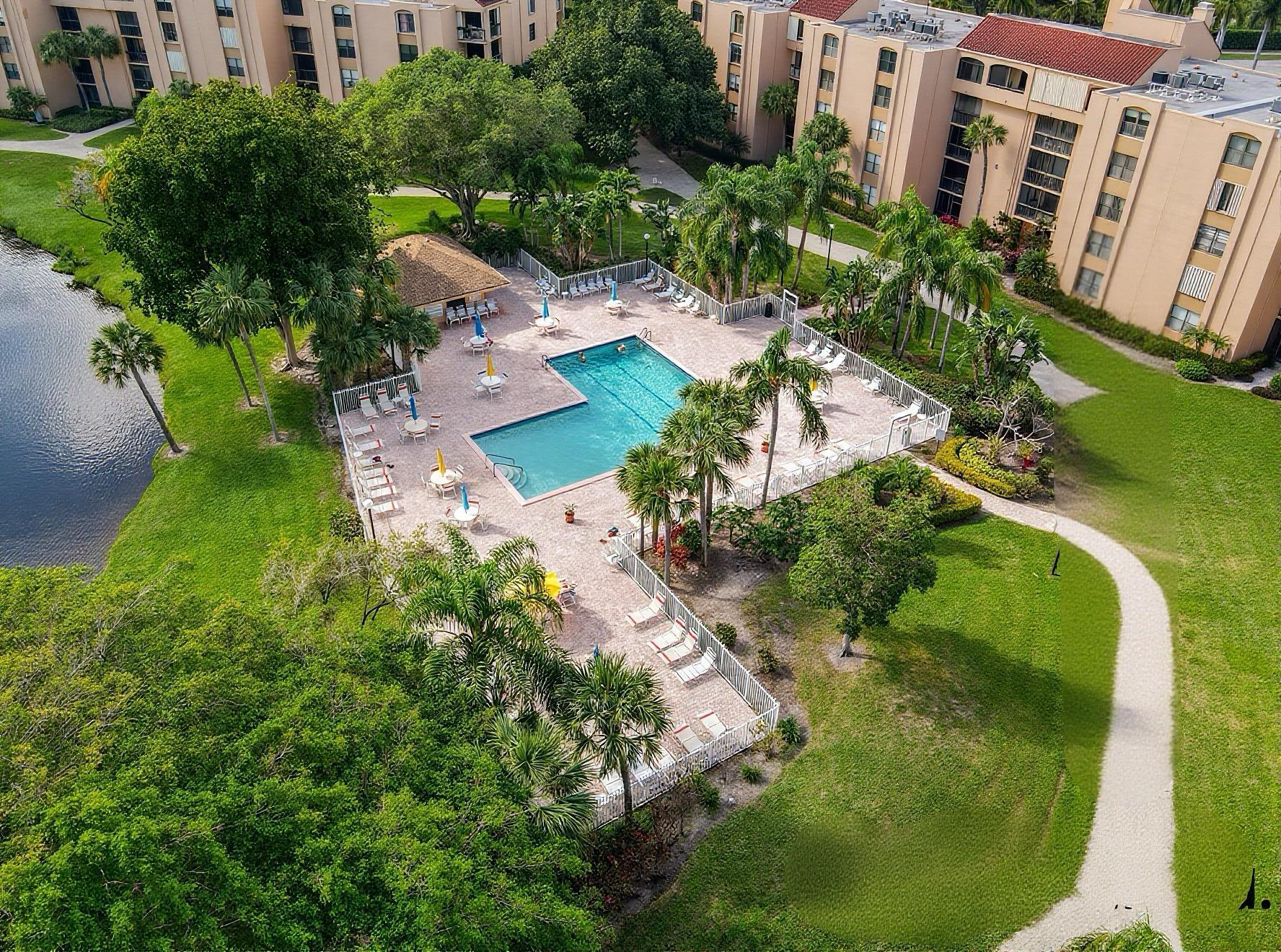 LAVERS DELRAY RACQUET CLUB CONDO - Residential