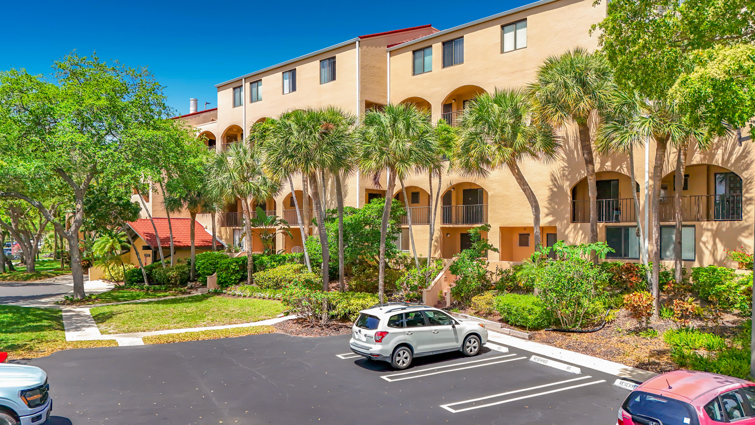 755 Dotterel Road 1411