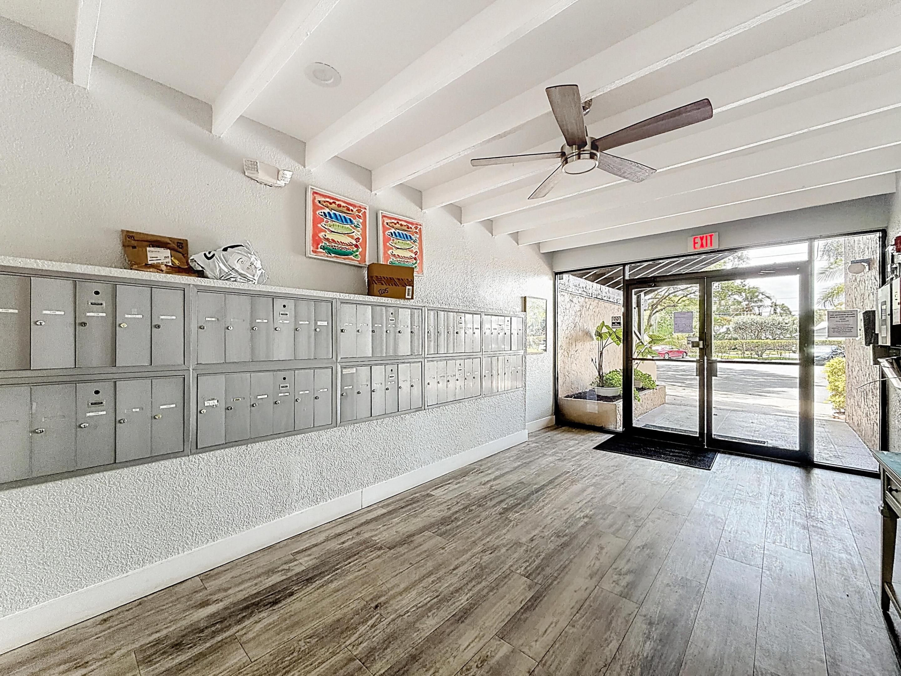 LAVERS DELRAY RACQUET CLUB CONDO - Residential