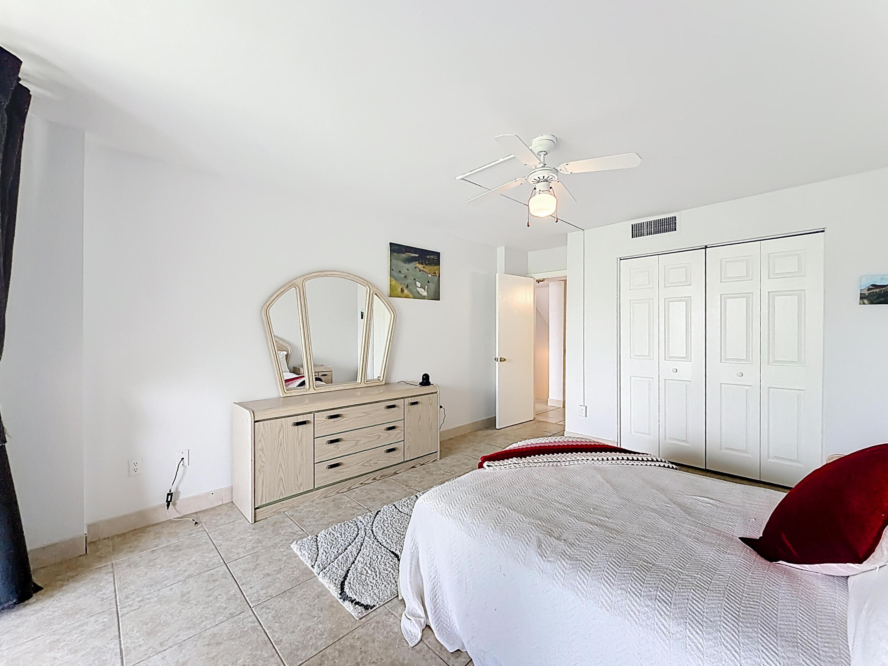 LAVERS DELRAY RACQUET CLUB CONDO - Residential