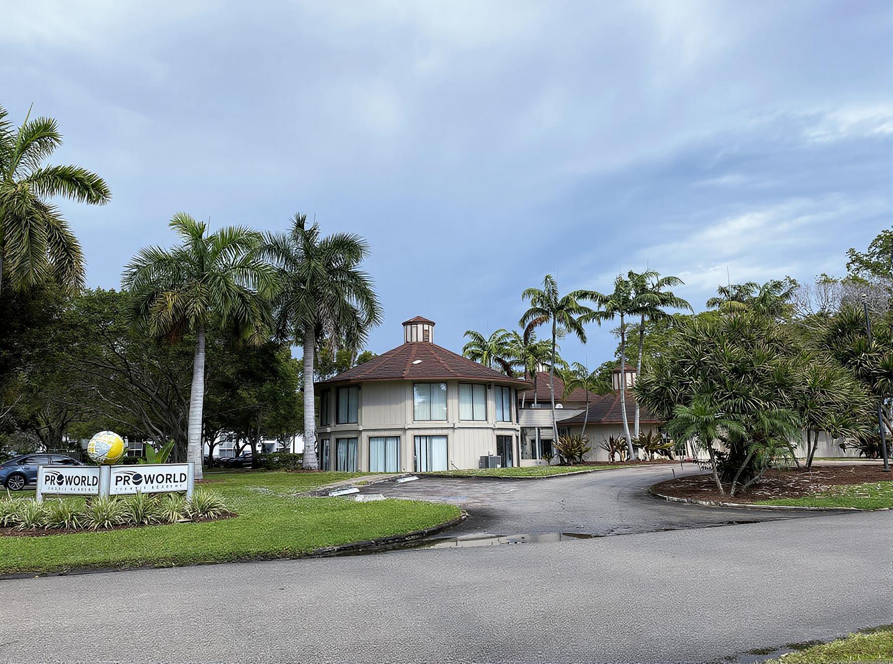 LAVERS DELRAY RACQUET CLUB CONDO - Residential