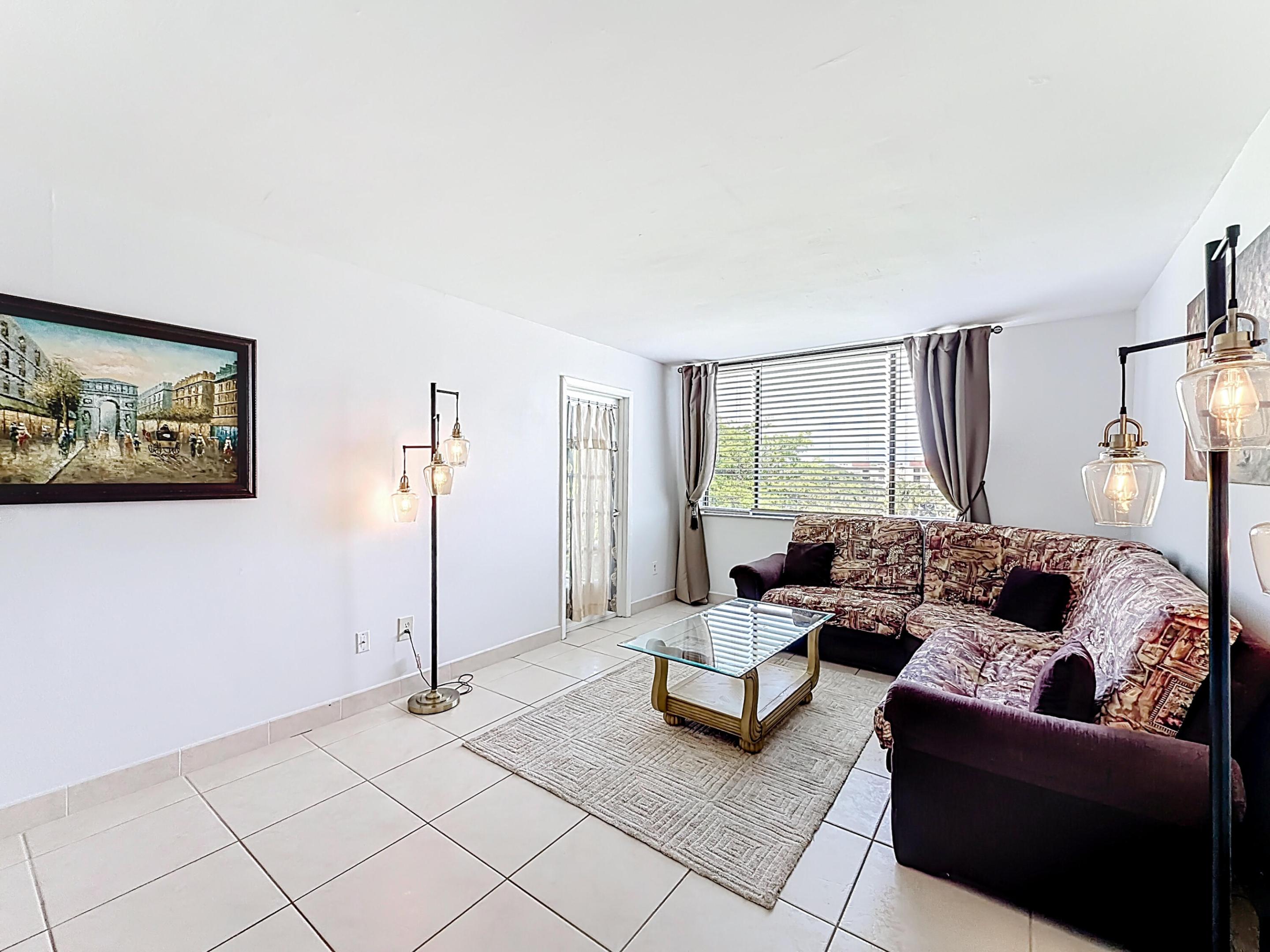 LAVERS DELRAY RACQUET CLUB CONDO - Residential
