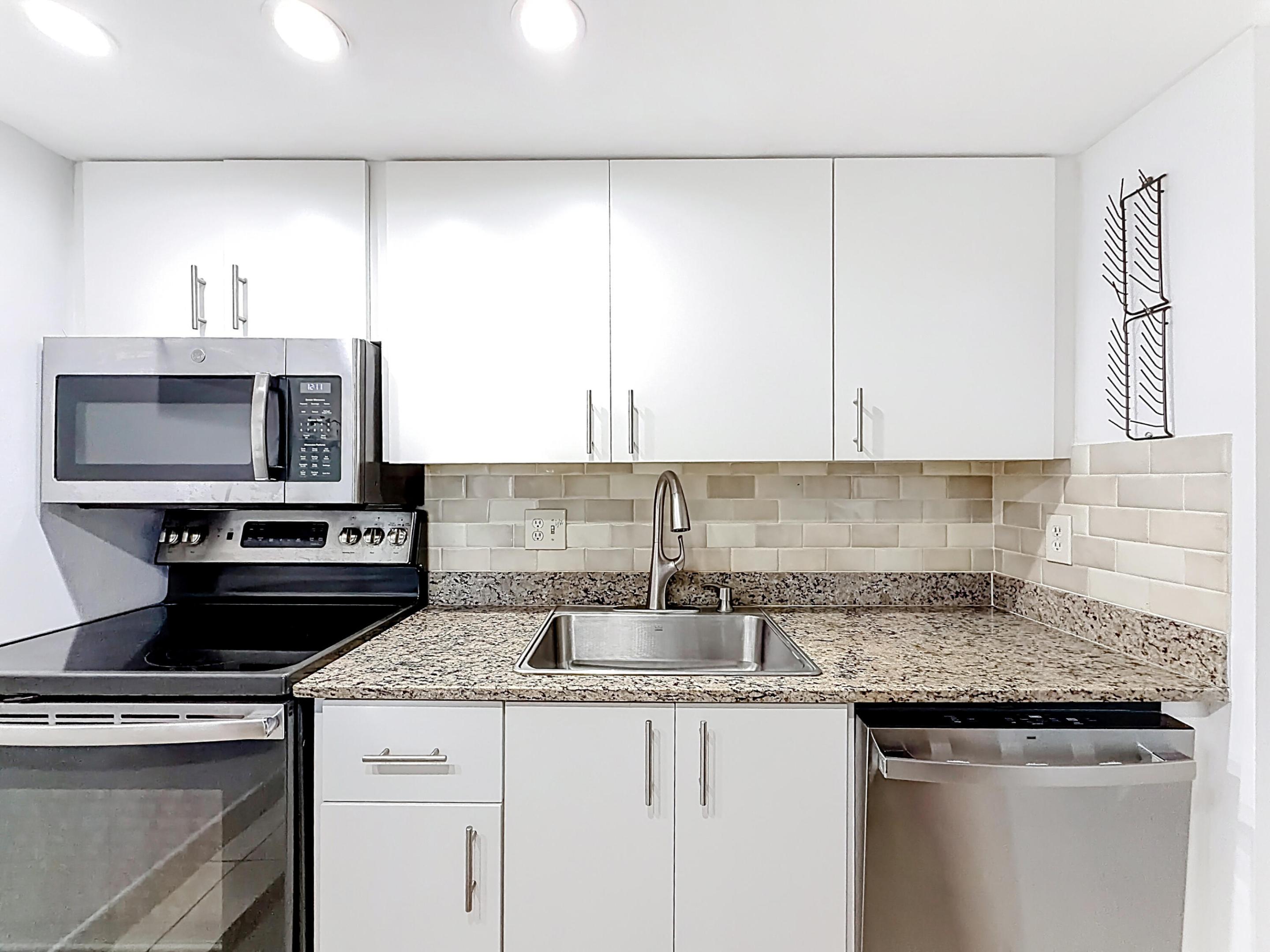 755 Dotterel Road 1411