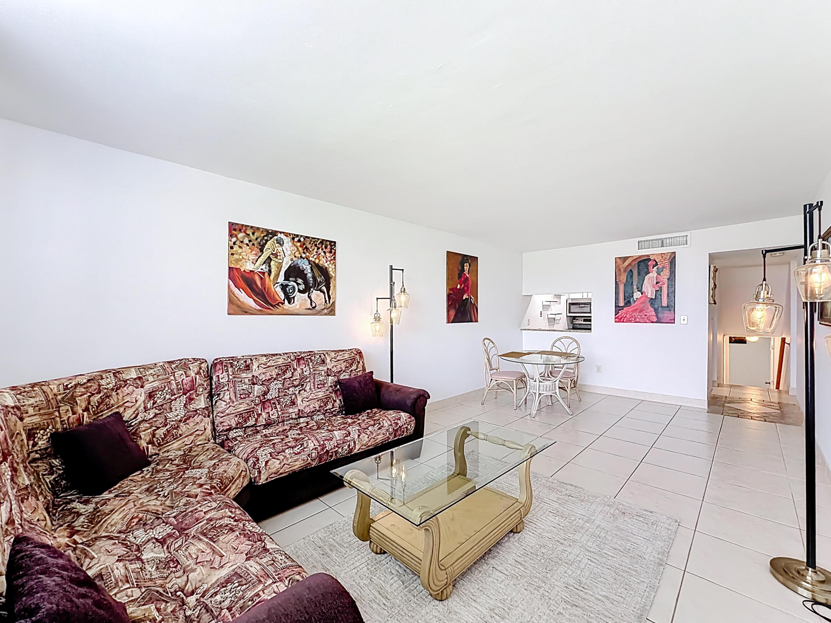 LAVERS DELRAY RACQUET CLUB CONDO - Residential