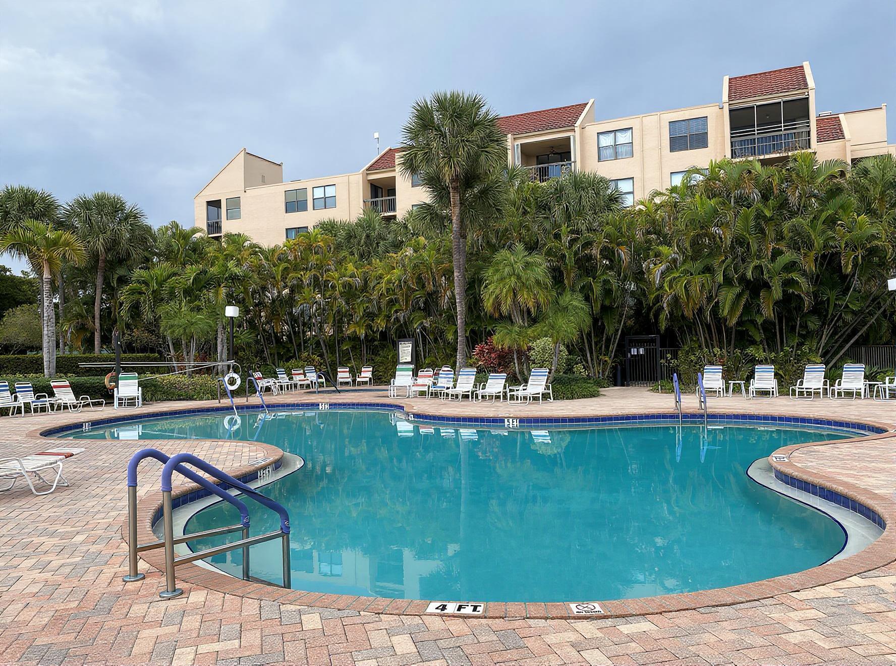 LAVERS DELRAY RACQUET CLUB CONDO - Residential