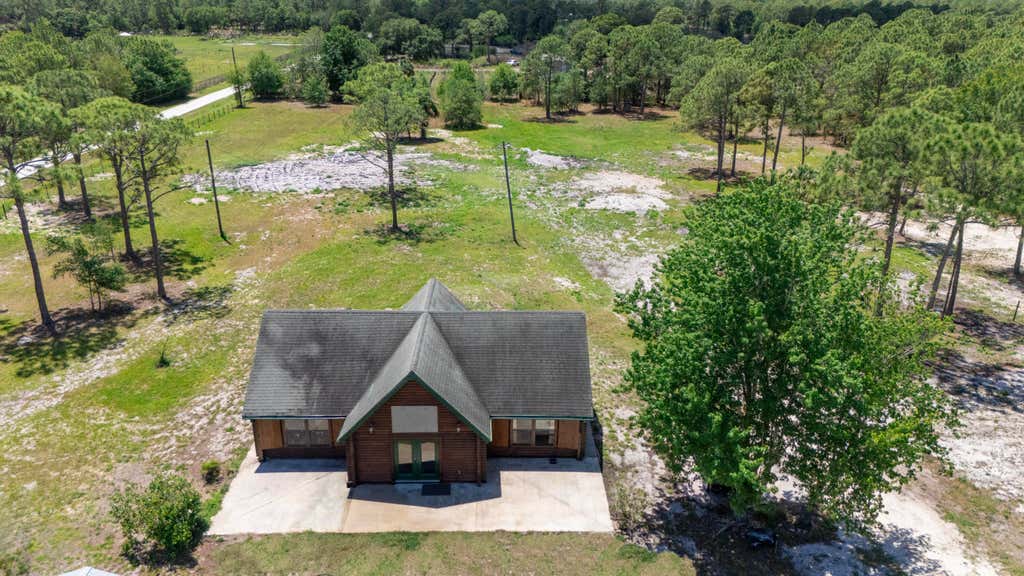 Photo of 13822 Center Avenue, Clewiston, FL 33440 (MLS # B26022853)