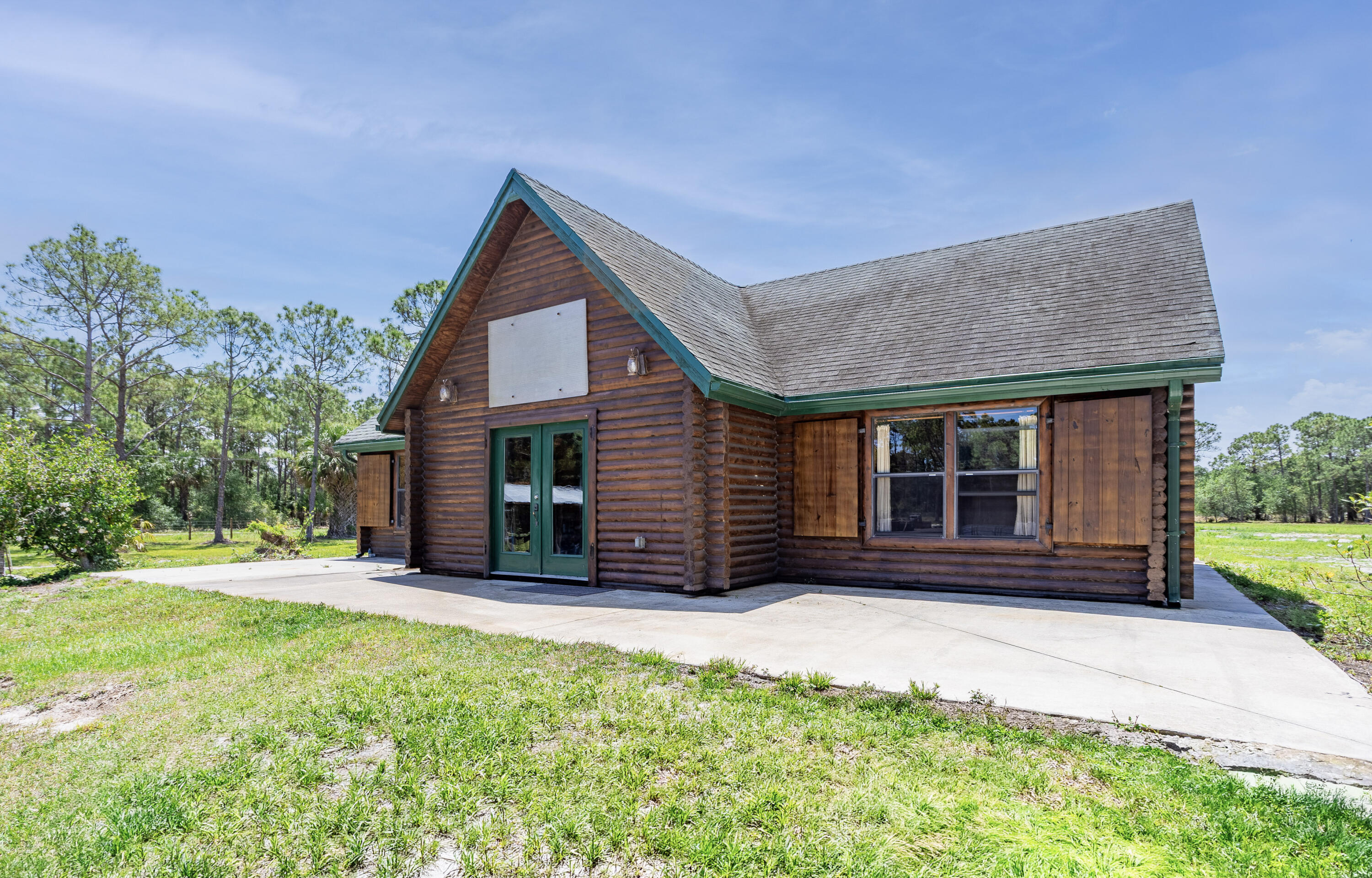 LADECA ACRES S/D UNREC SEC 32 - Residential