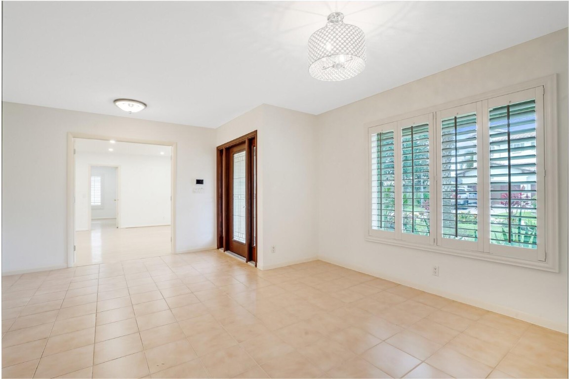 VENETIAN ISLES 1ST SEC - Residential Lease