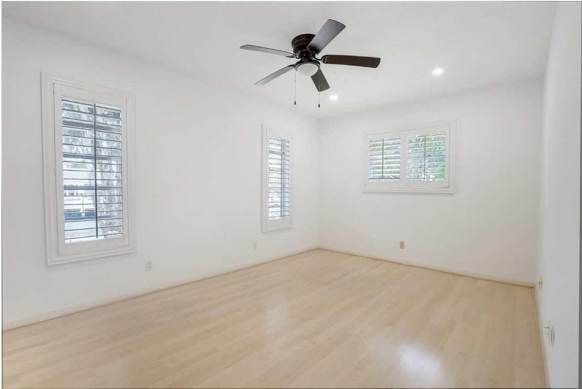 VENETIAN ISLES 1ST SEC - Residential Lease