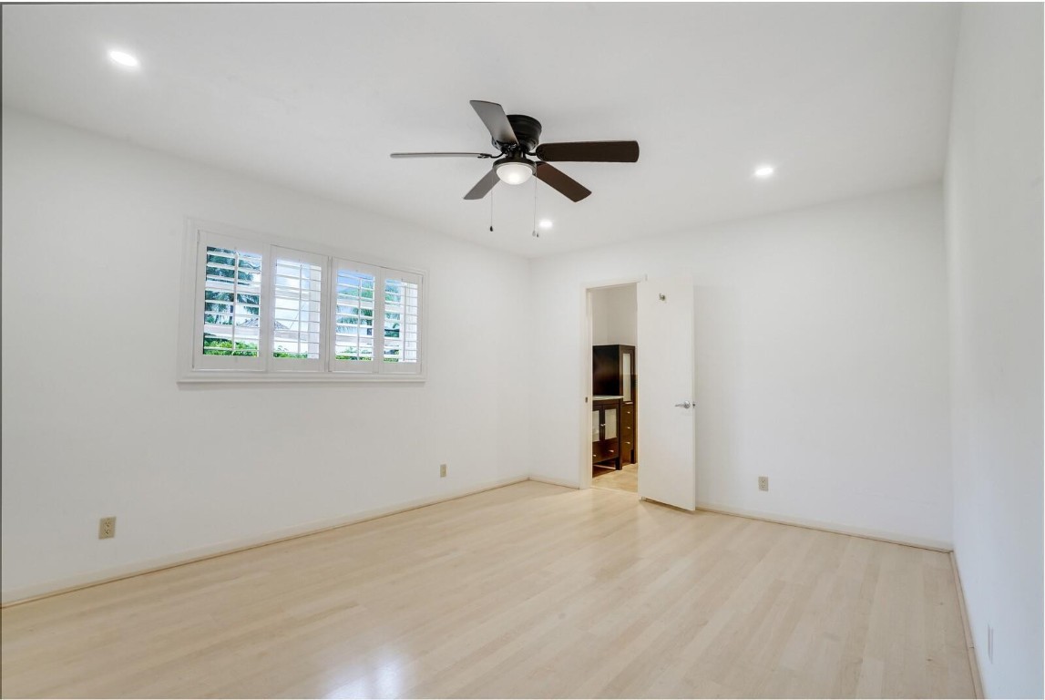 VENETIAN ISLES 1ST SEC - Residential Lease