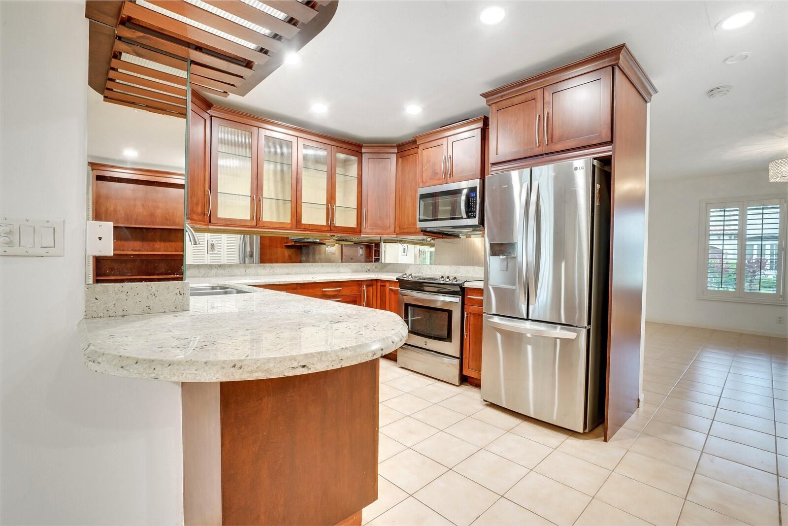 VENETIAN ISLES 1ST SEC - Residential Lease