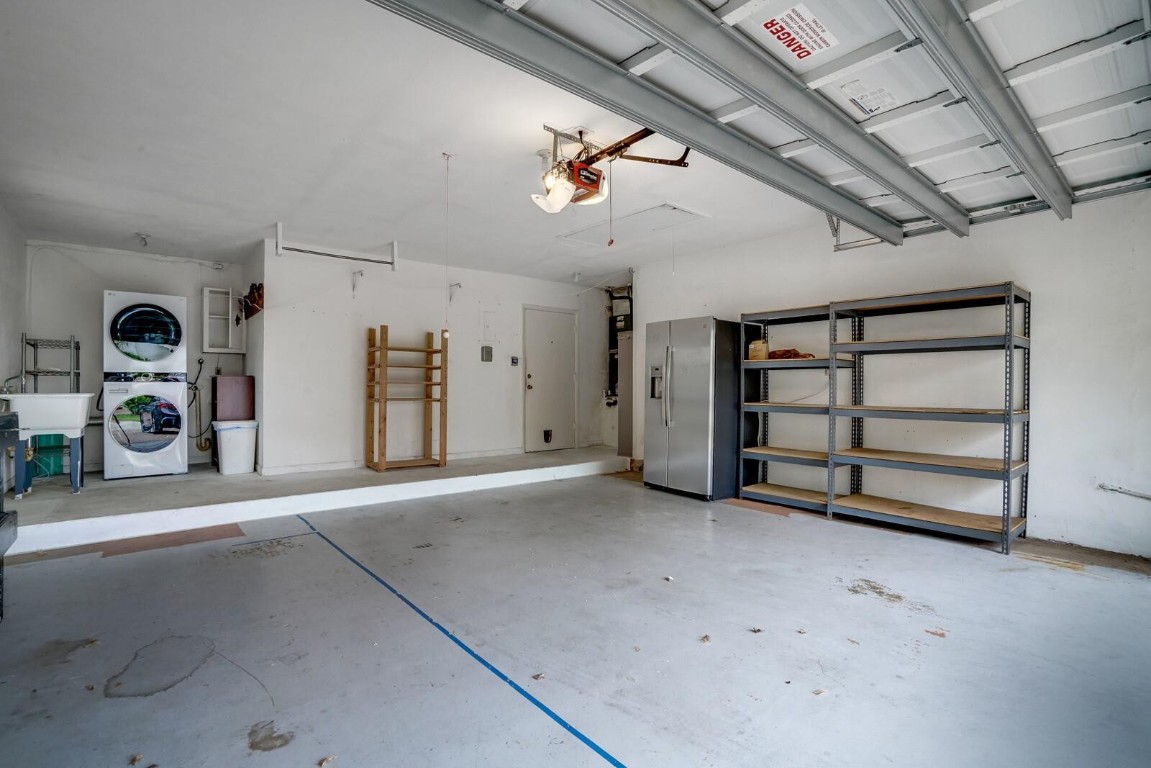 VENETIAN ISLES 1ST SEC - Residential Lease