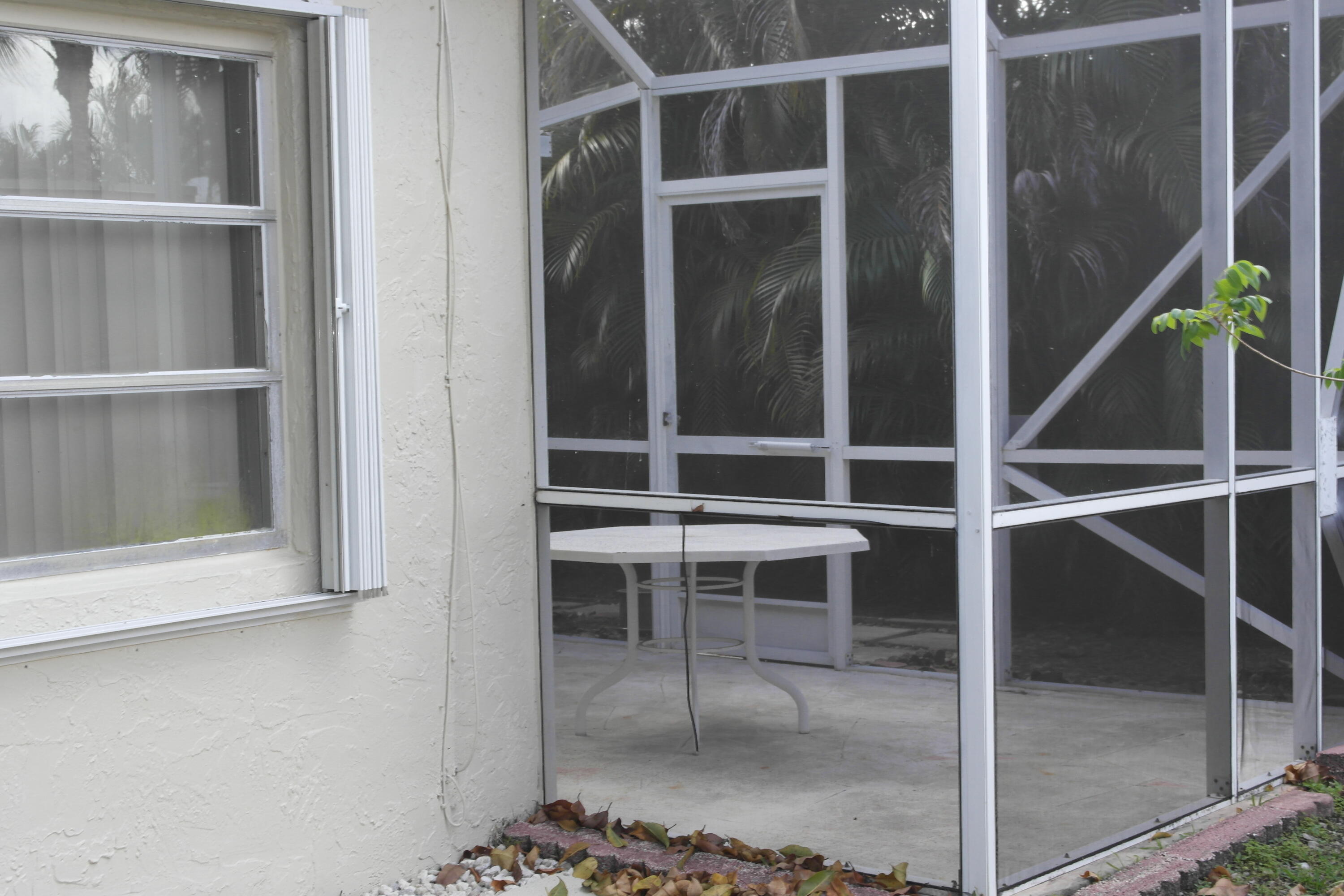 10125 NW 71st Street