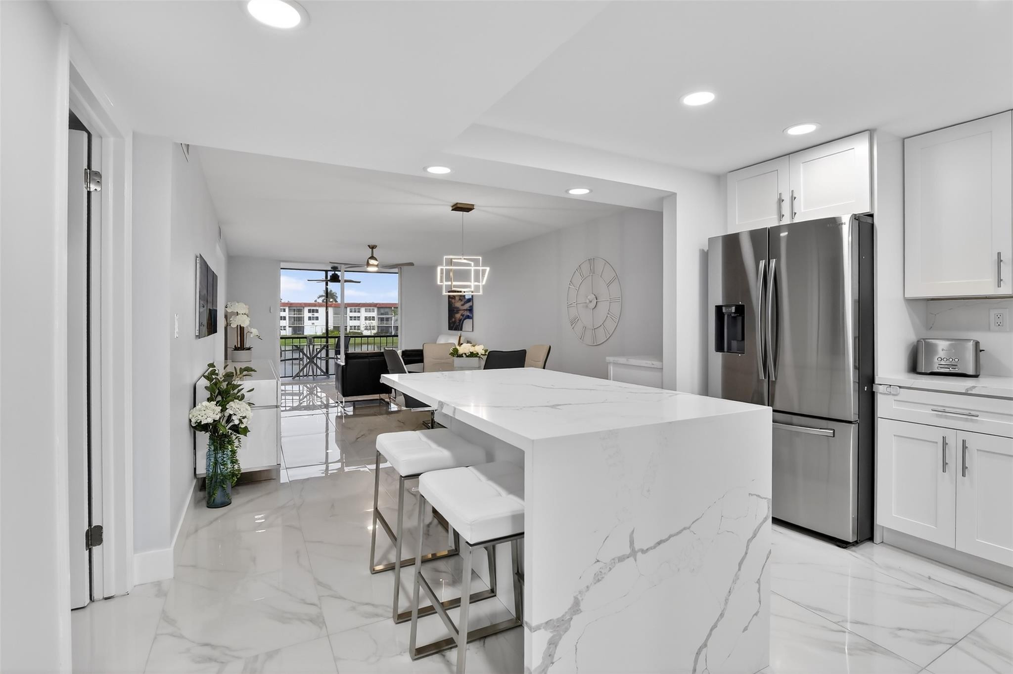 HOLLYBROOK GOLF & TENNIS - Residential