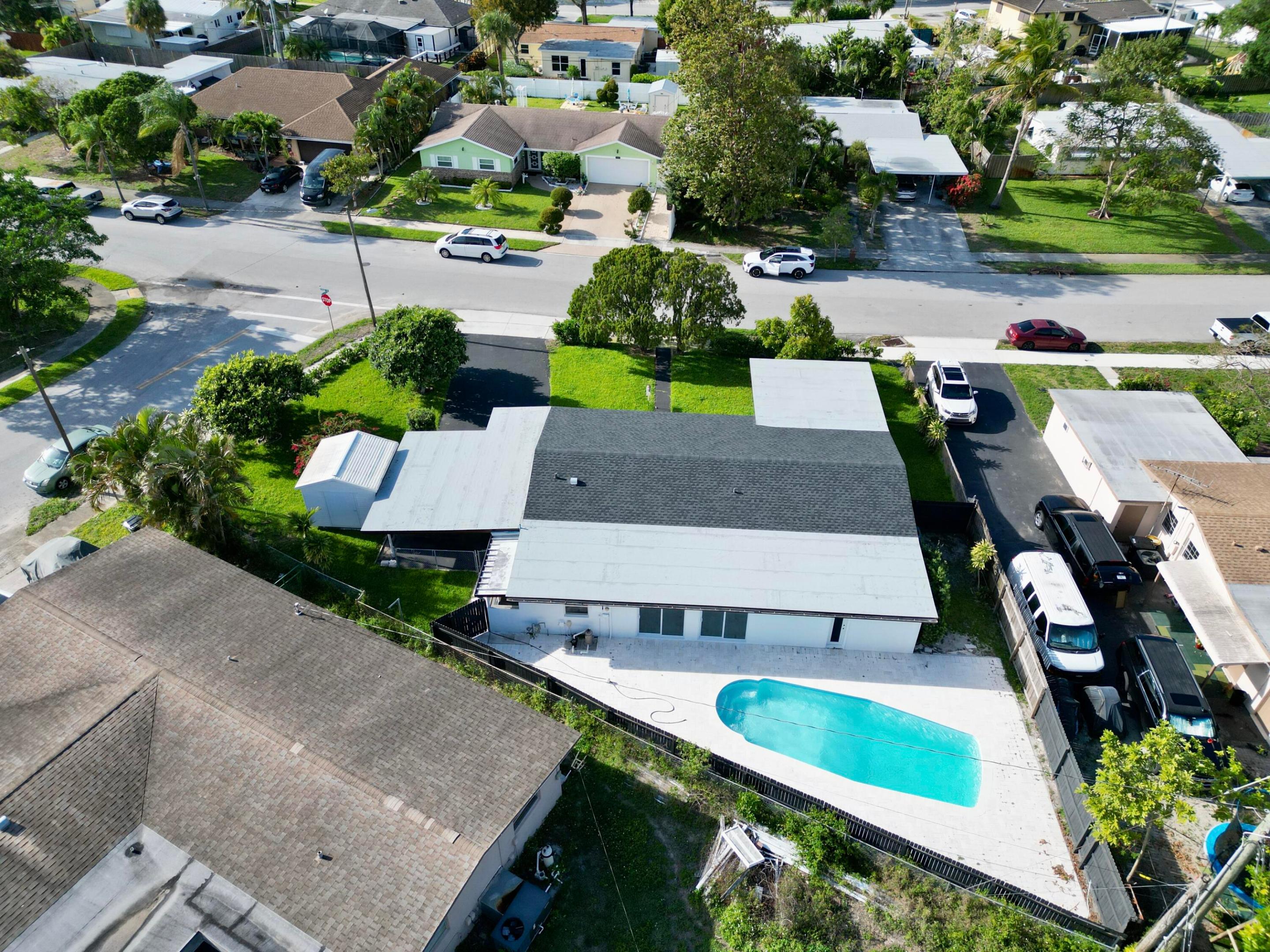 LAKE OSBORNE MANOR IN - Residential
