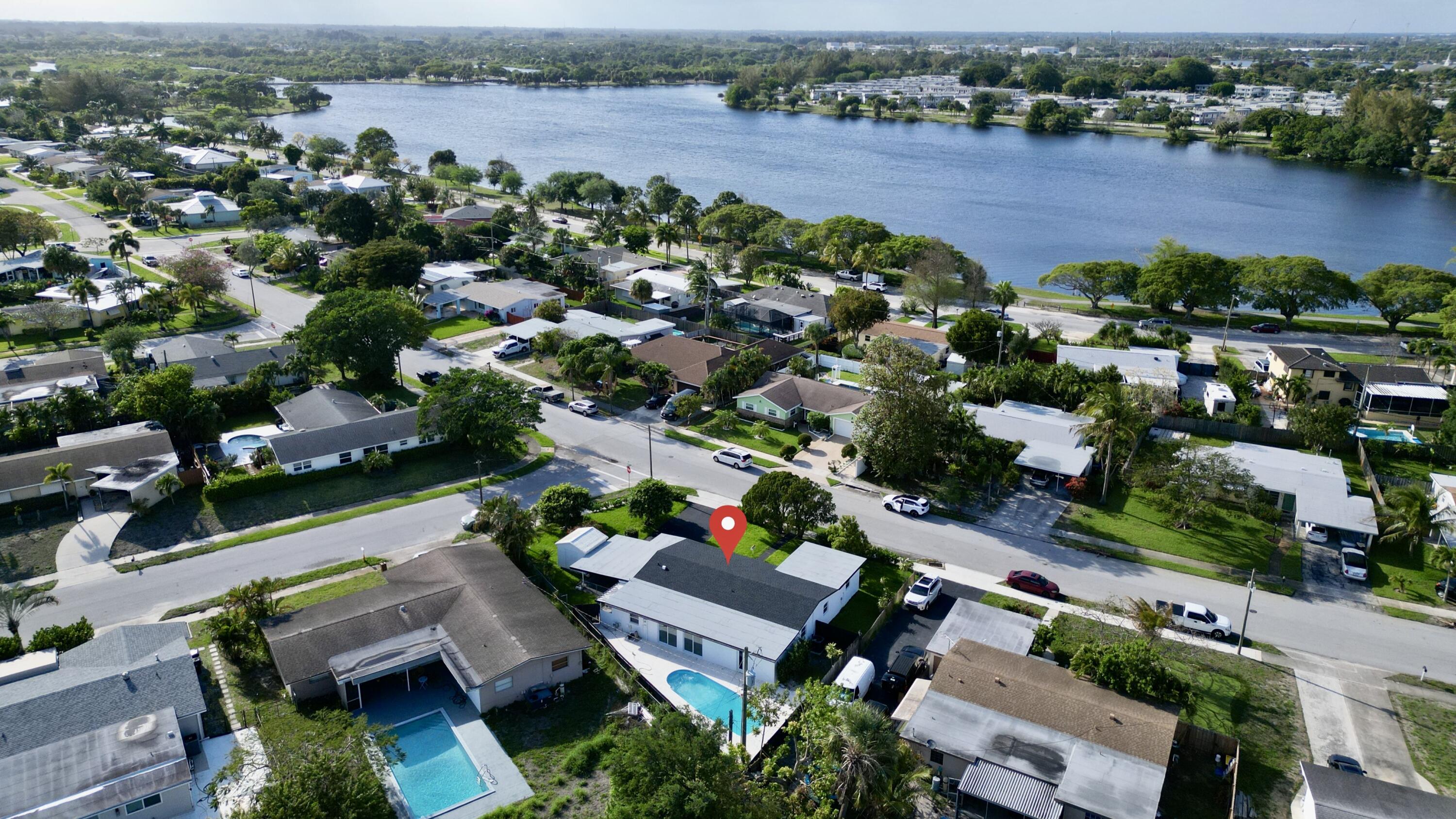 LAKE OSBORNE MANOR IN - Residential