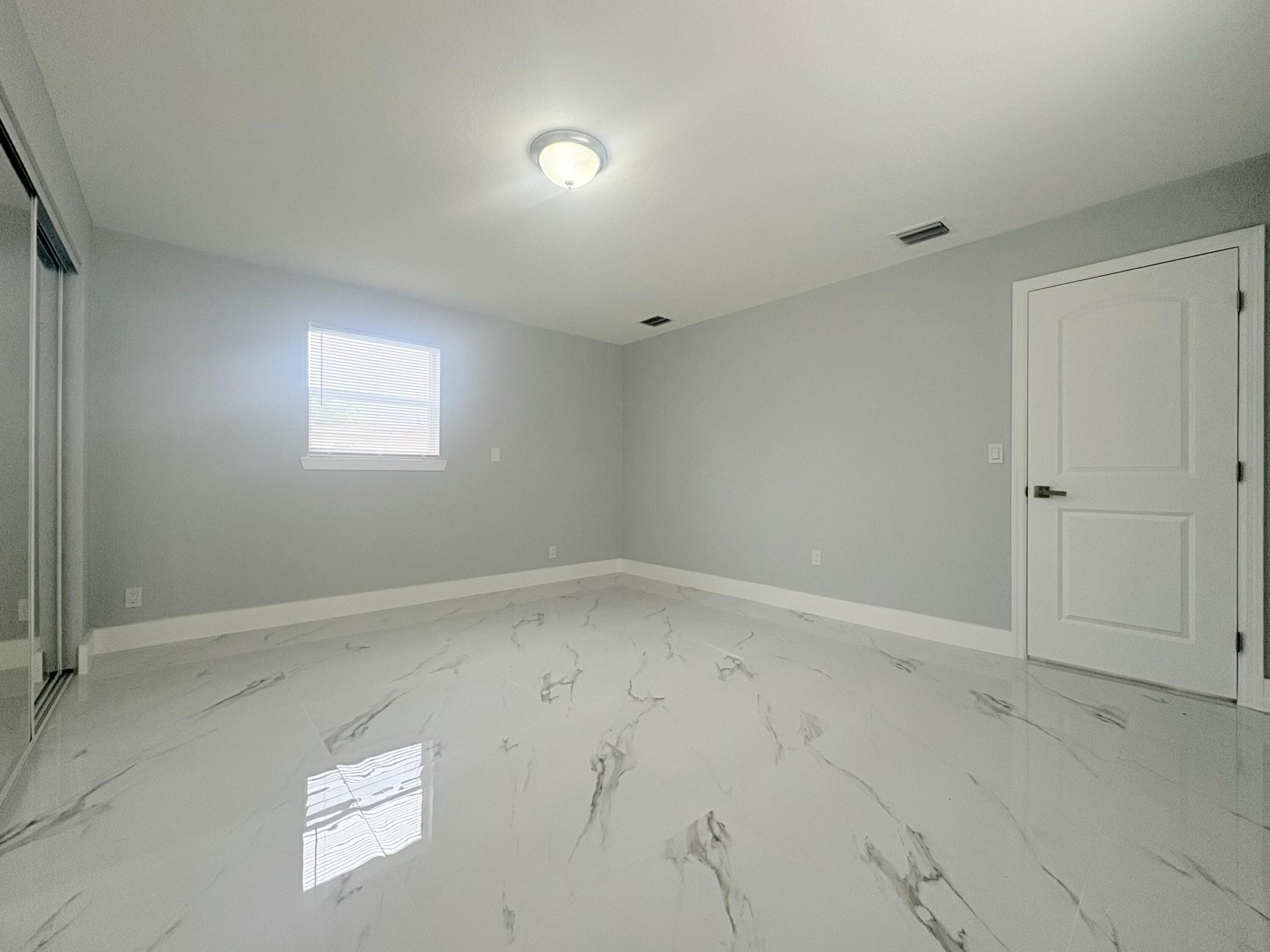 LAKE OSBORNE MANOR IN - Residential