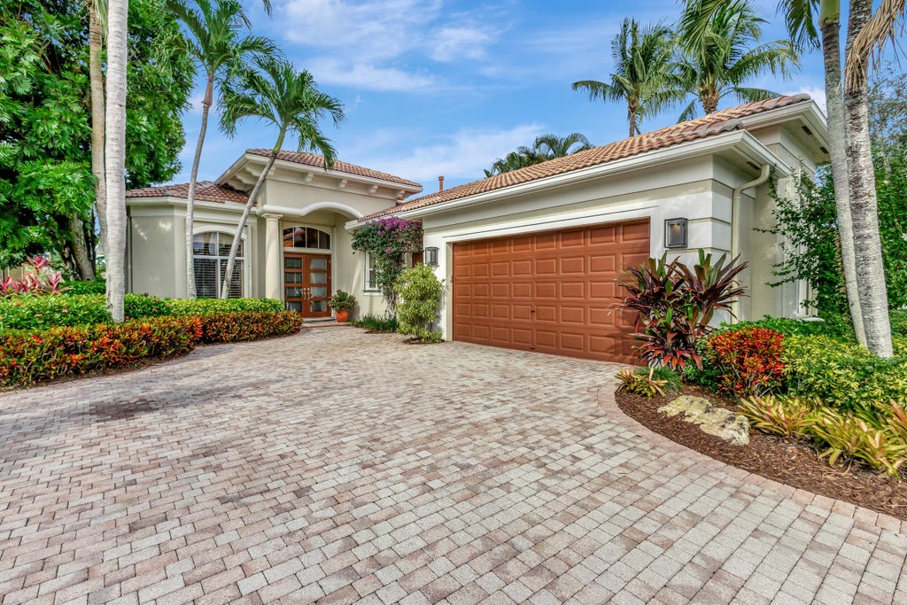 Photo of 135 Esperanza Way, Palm Beach Gardens, FL 33418 (MLS # R10941318)