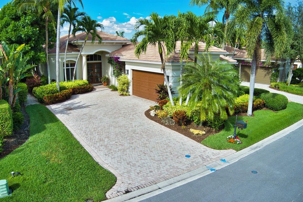 Photo of 135 Esperanza Way, Palm Beach Gardens, FL 33418 (MLS # R10941318)