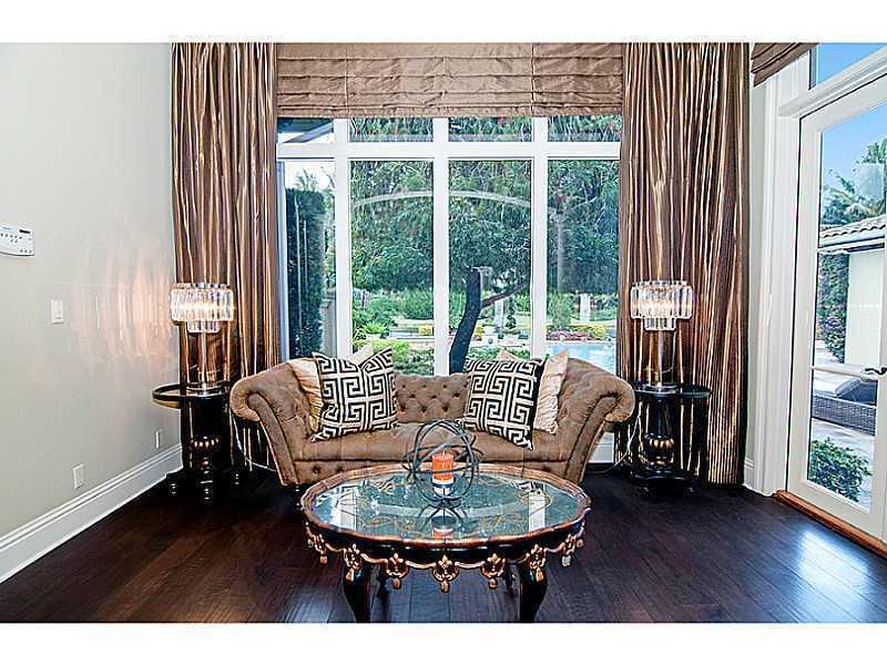 LONG LAKE ESTATES - Residential