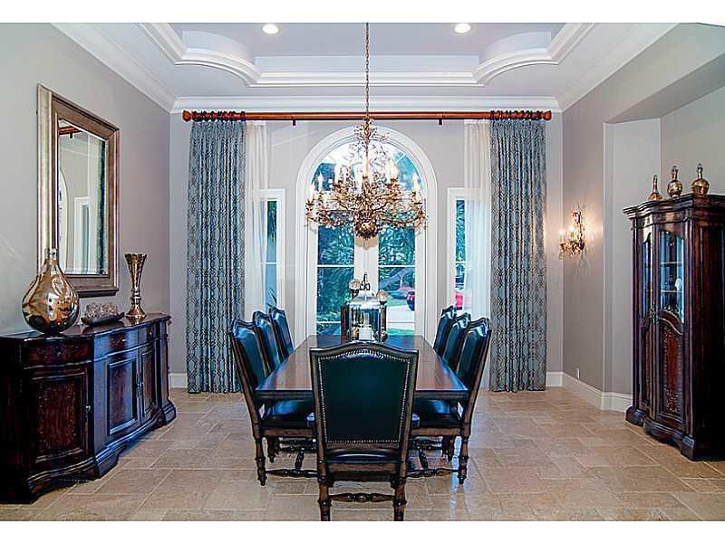 LONG LAKE ESTATES - Residential