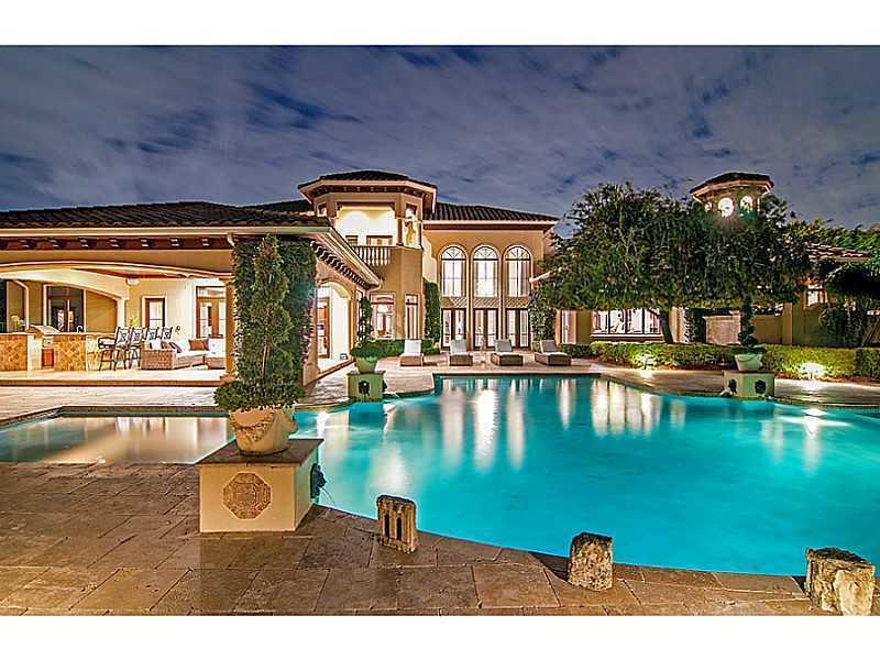 LONG LAKE ESTATES - Residential