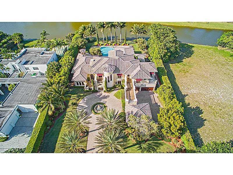 LONG LAKE ESTATES - Residential