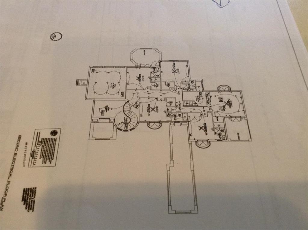 LONG LAKE ESTATES - Residential