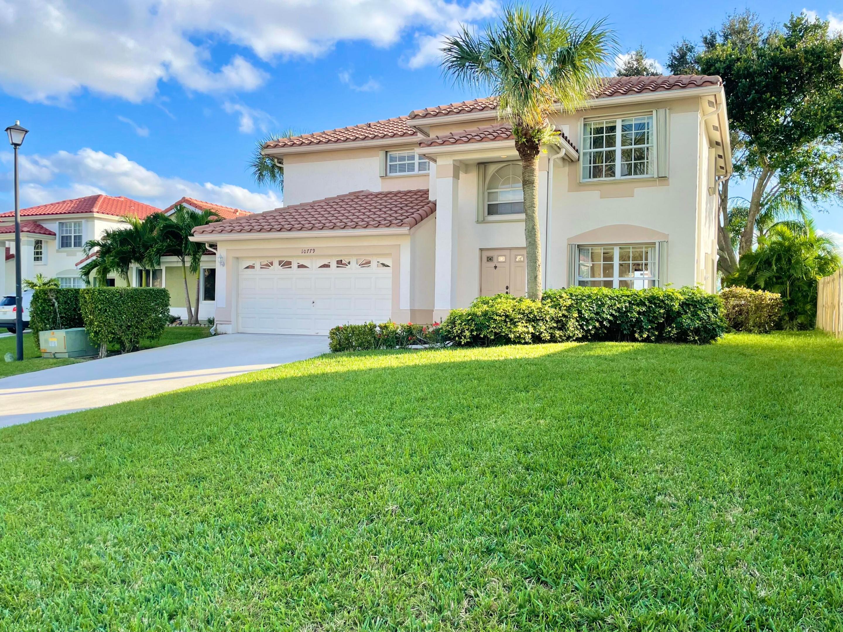 Boca Chase / Hidden Lakes - Residential Lease