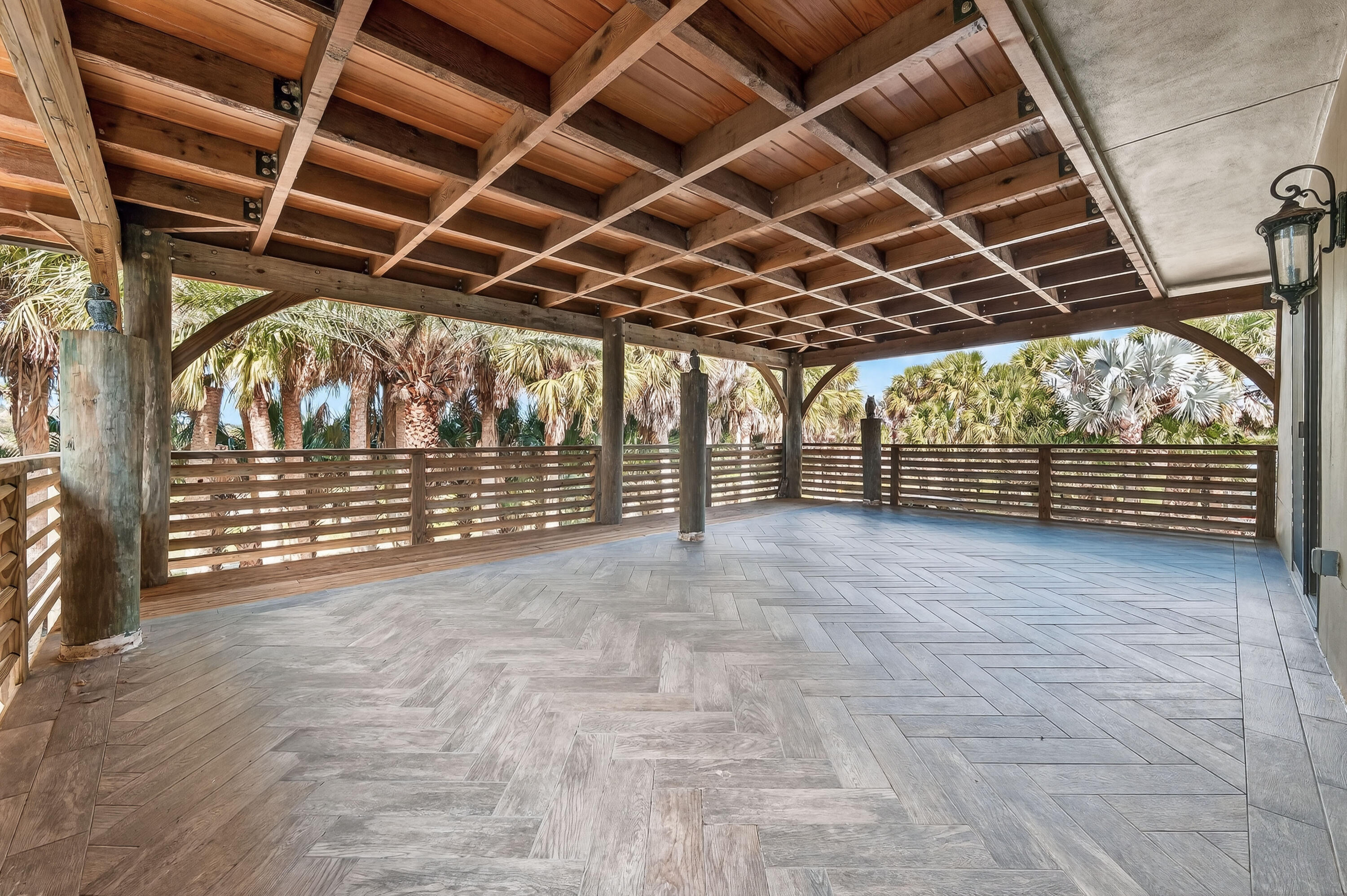 METES AND BOUNDS - Residential