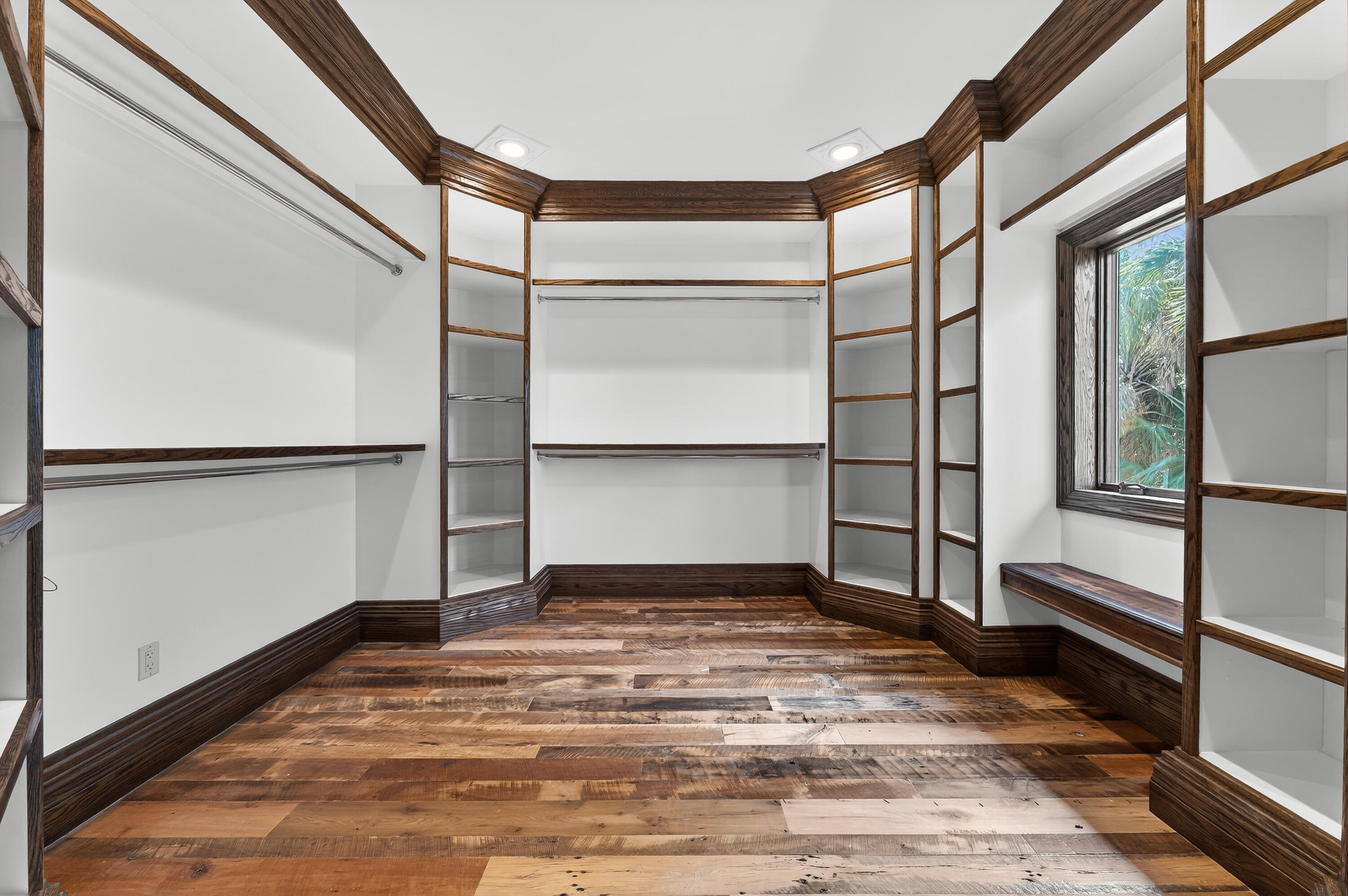 METES AND BOUNDS - Residential