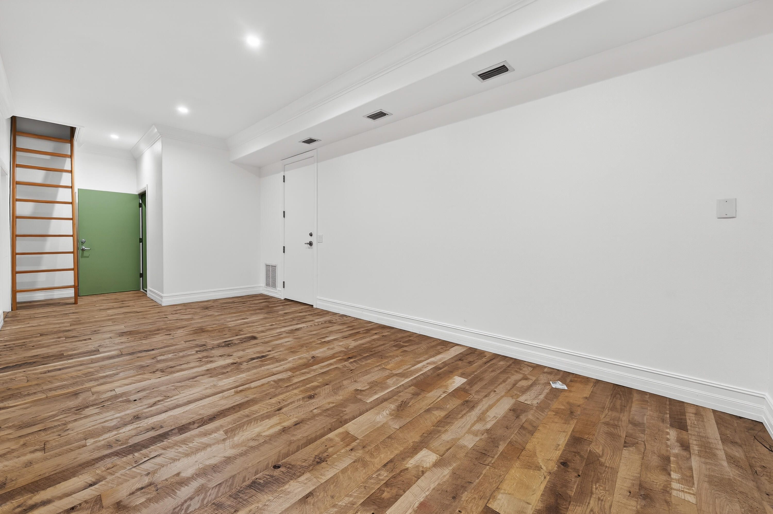 METES AND BOUNDS - Residential