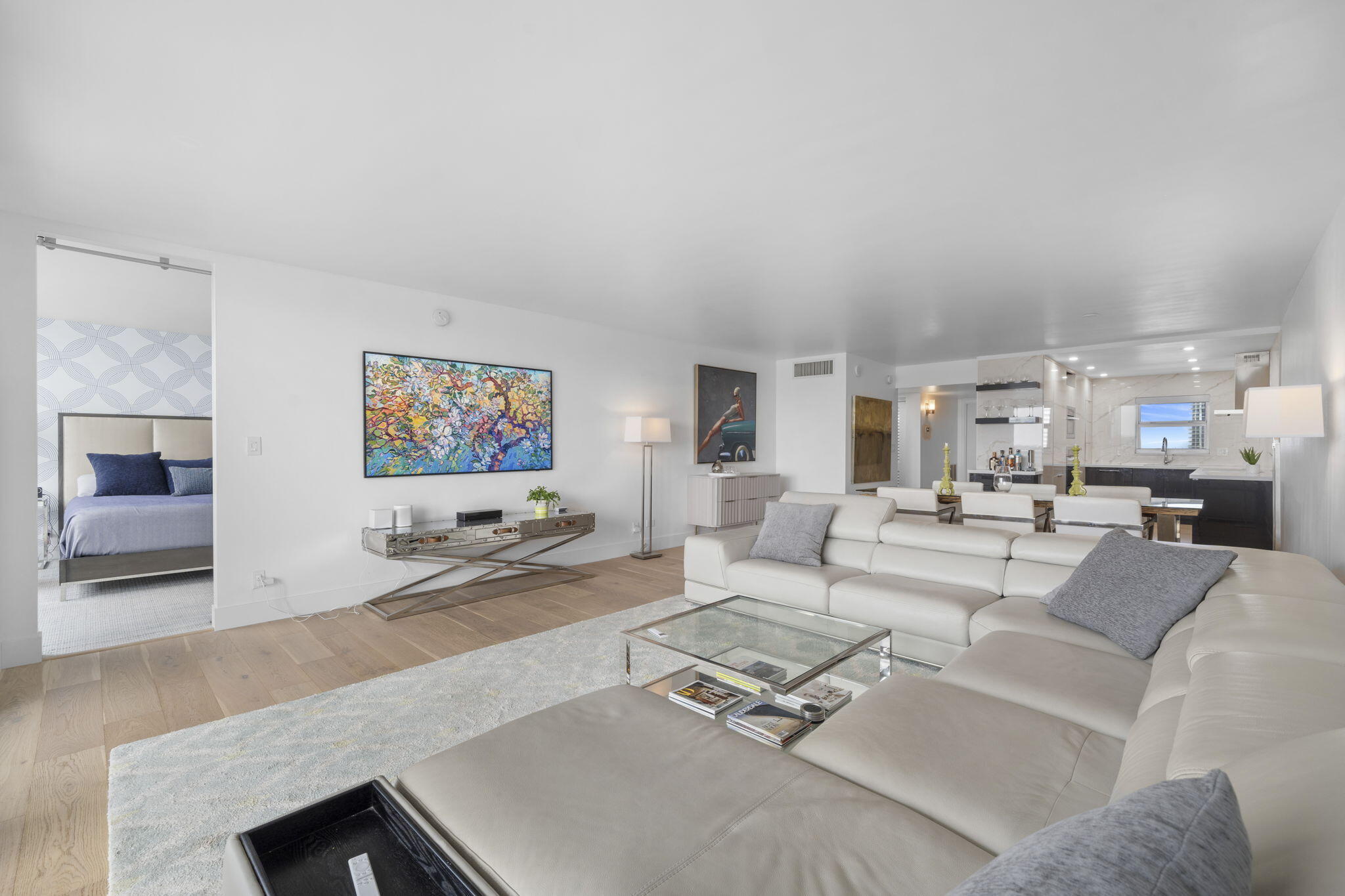 BAYSHORE TOWERS - Residential Lease