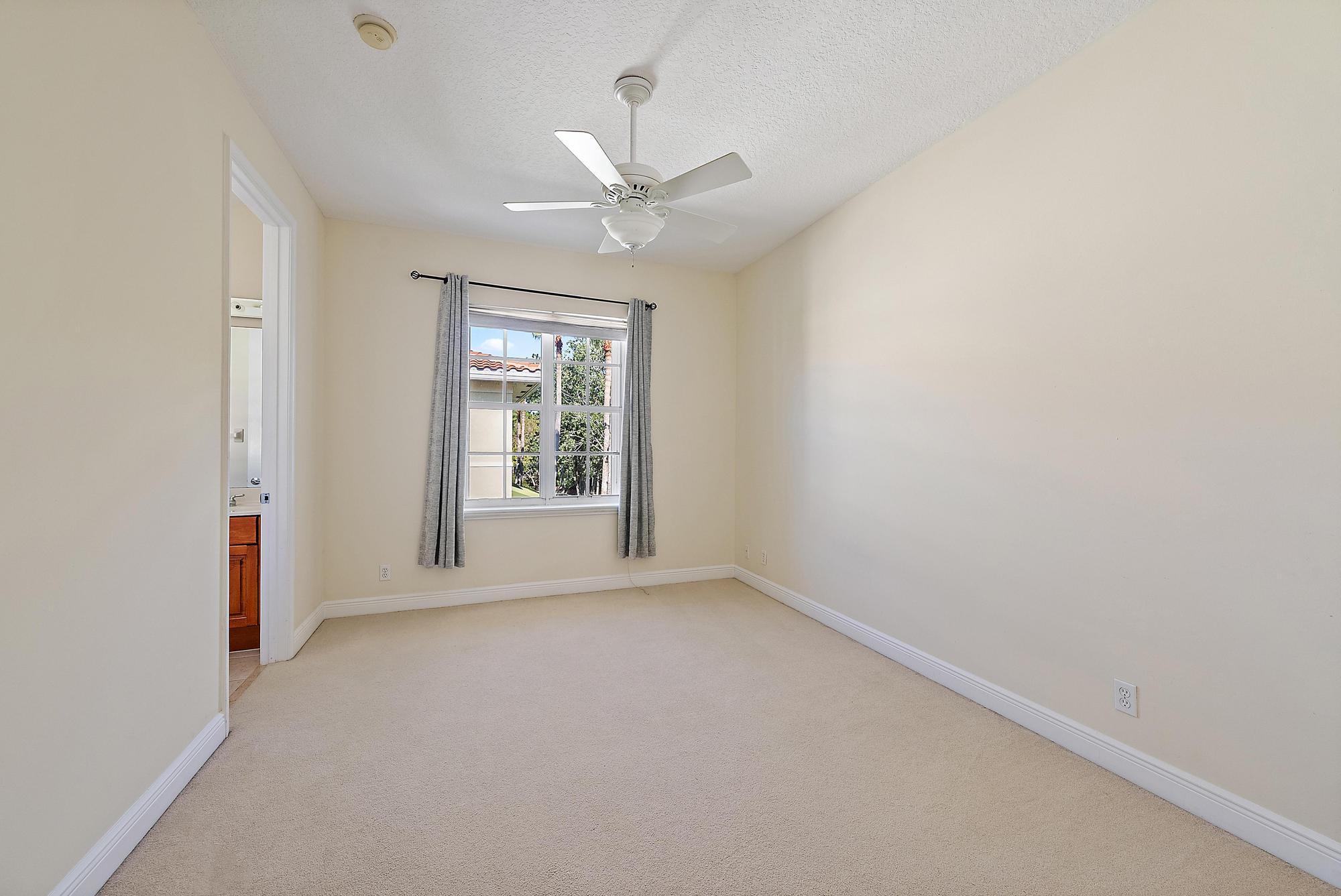 OSCEOLA WOODS - Residential Lease