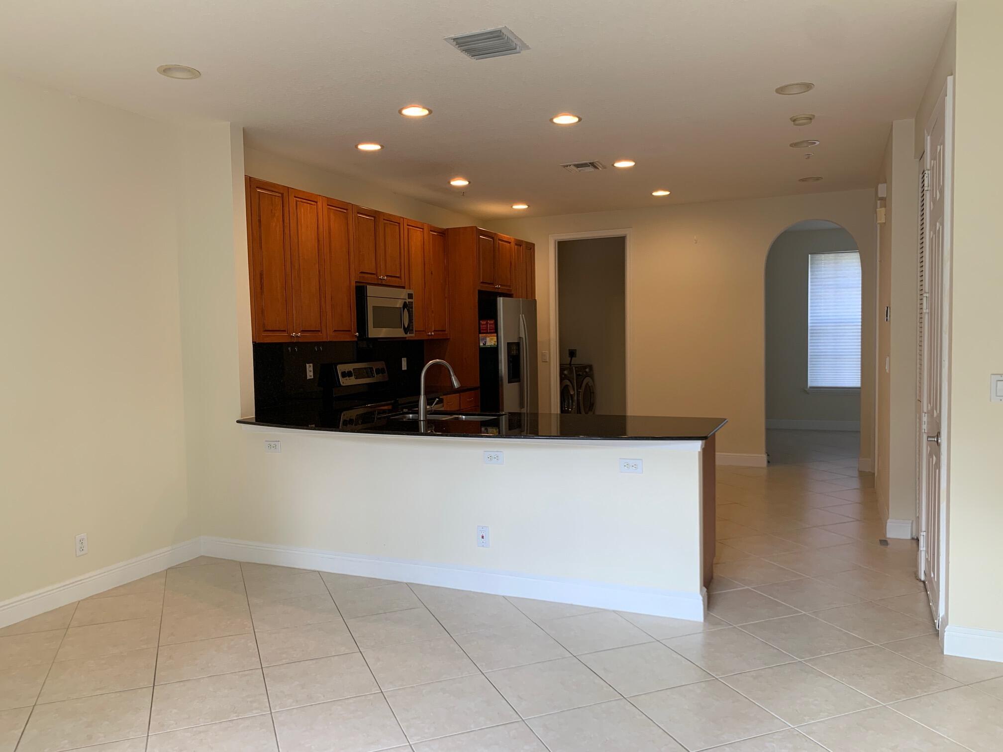 OSCEOLA WOODS - Residential Lease