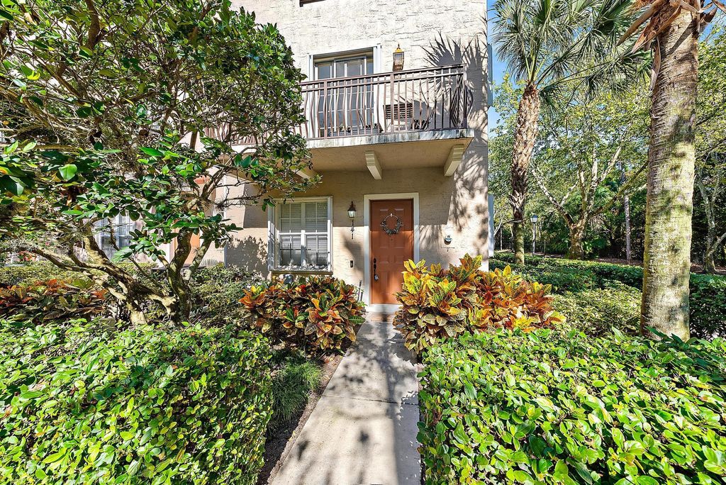 Photo of 141 Morning Dew Circle, Jupiter, FL 33458 (MLS # R11143609)