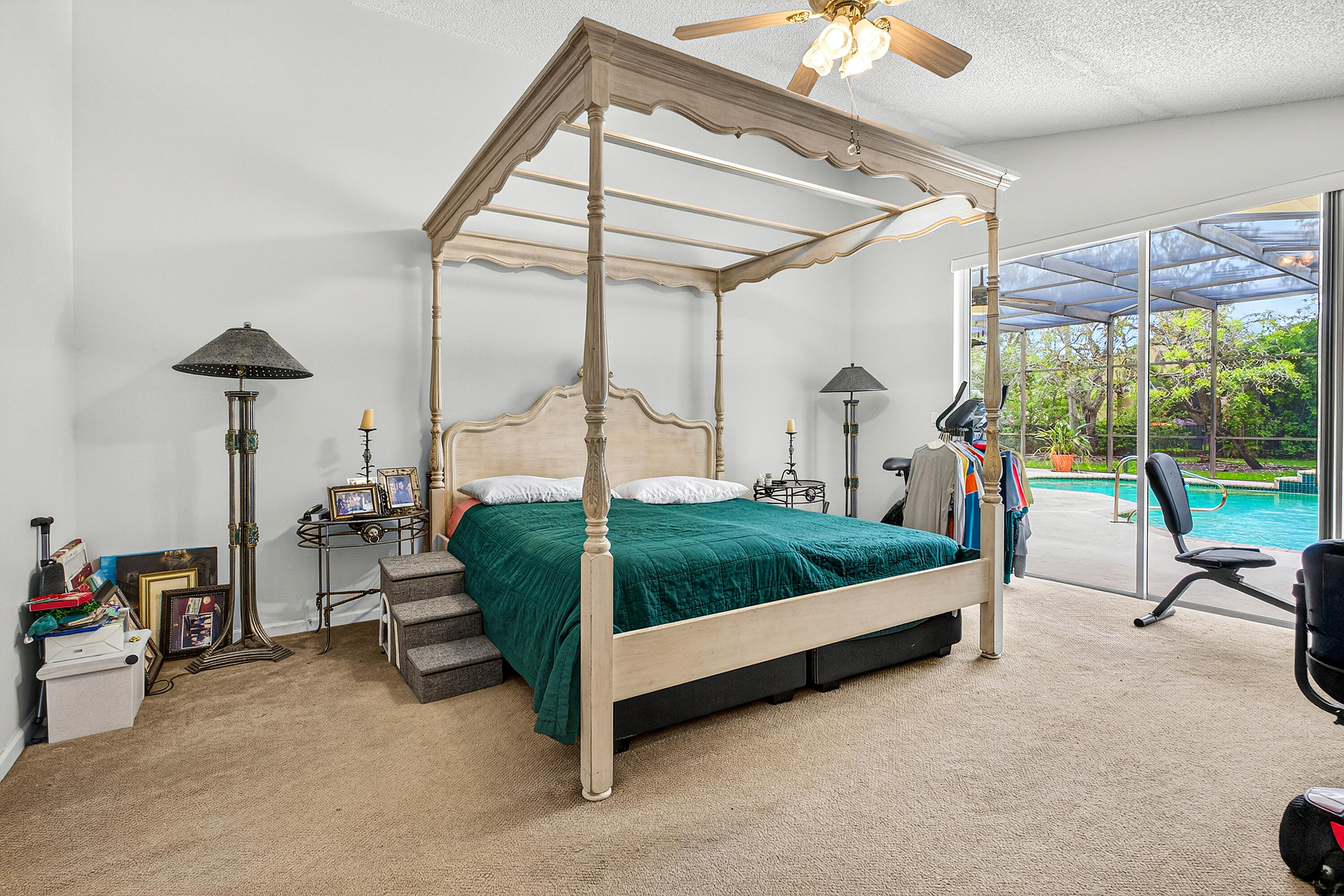 The Lakes - Residential