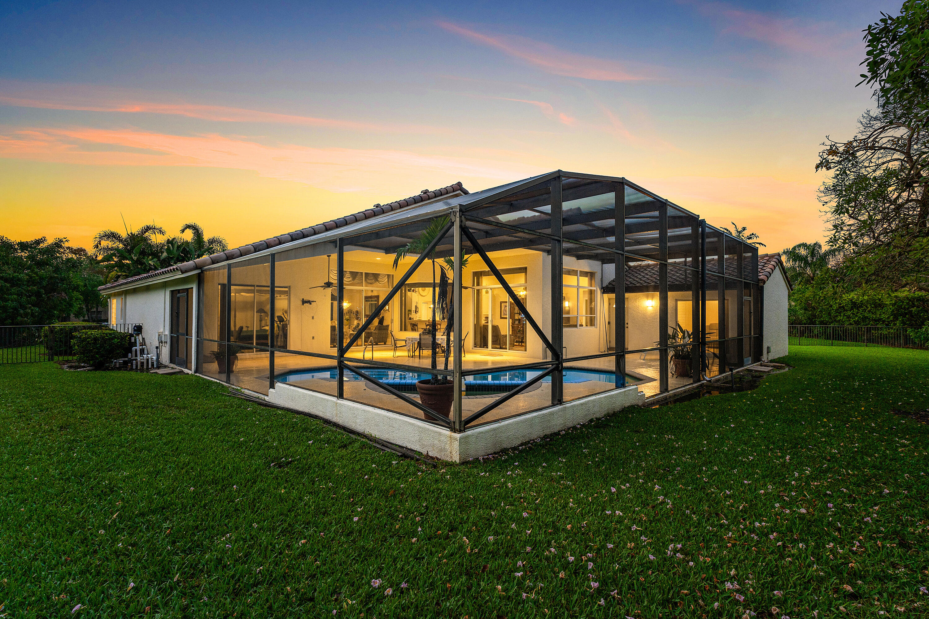 The Lakes - Residential