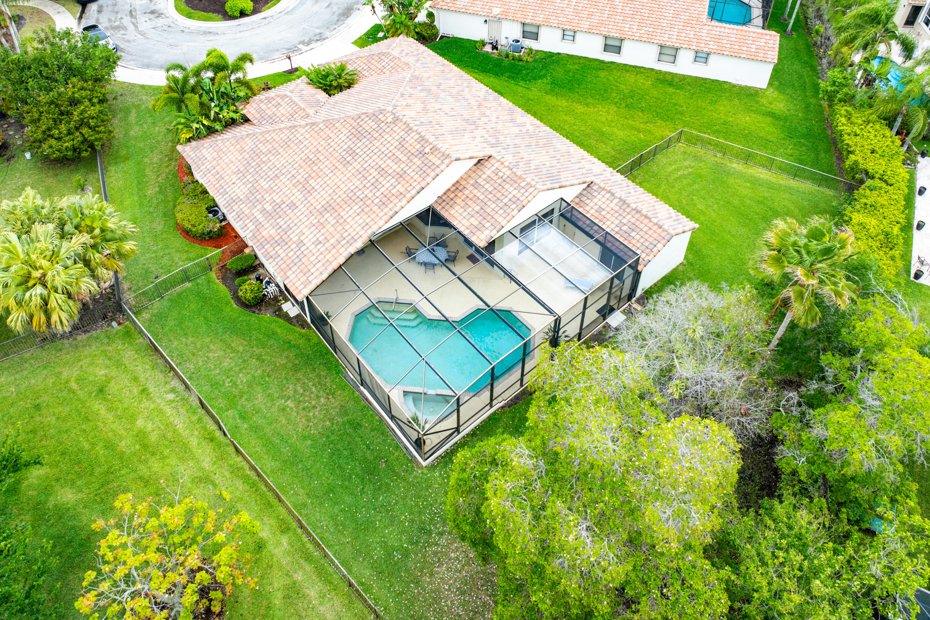 The Lakes - Residential