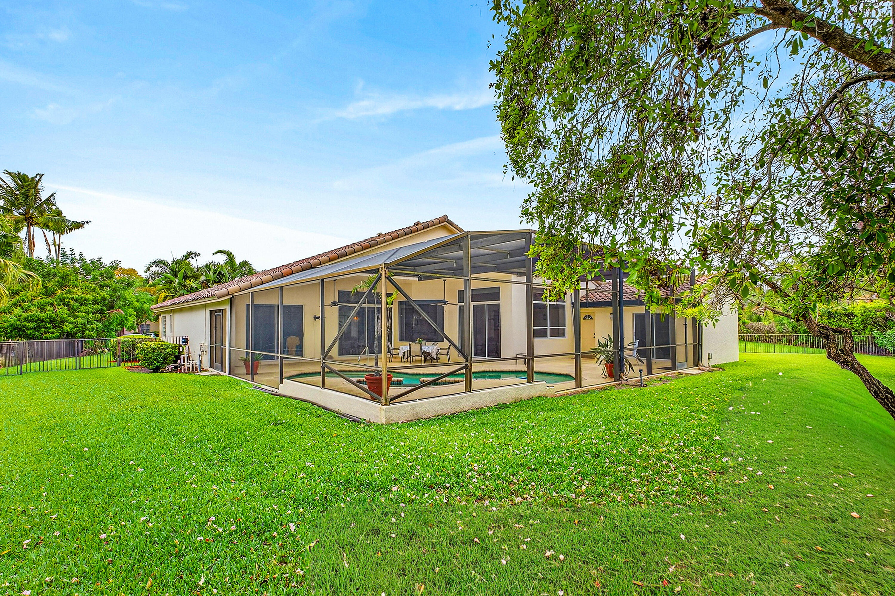 The Lakes - Residential