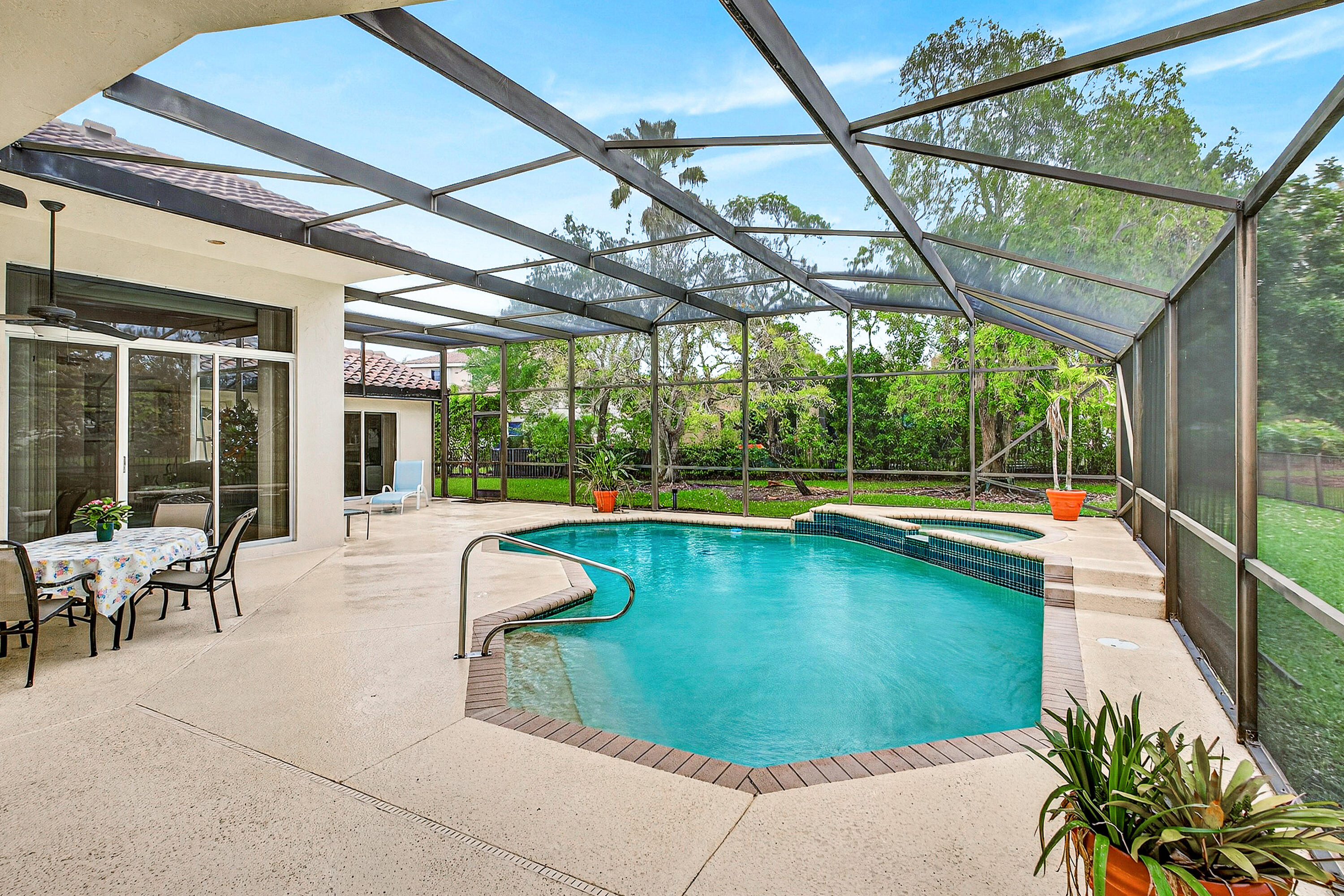 The Lakes - Residential