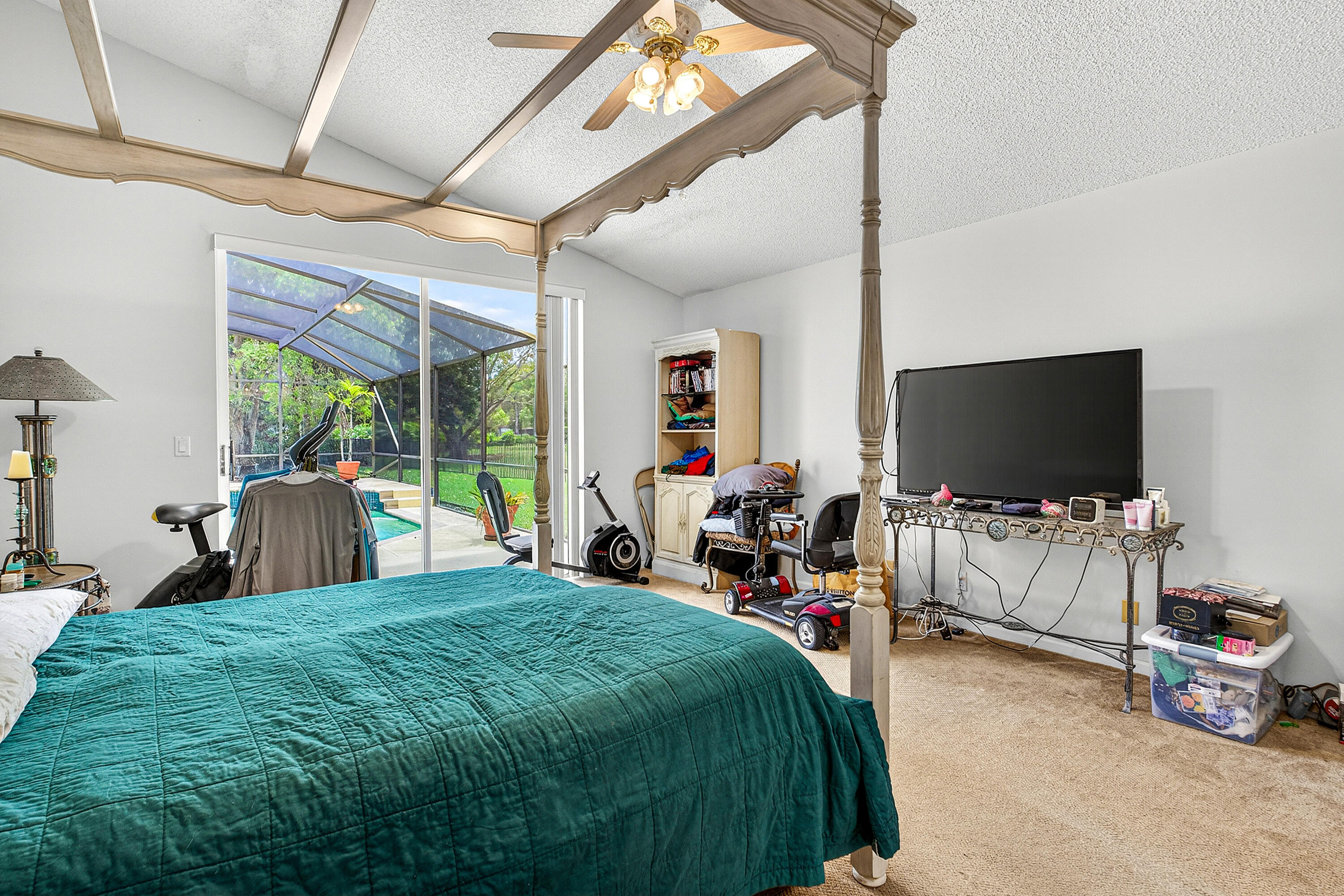 The Lakes - Residential