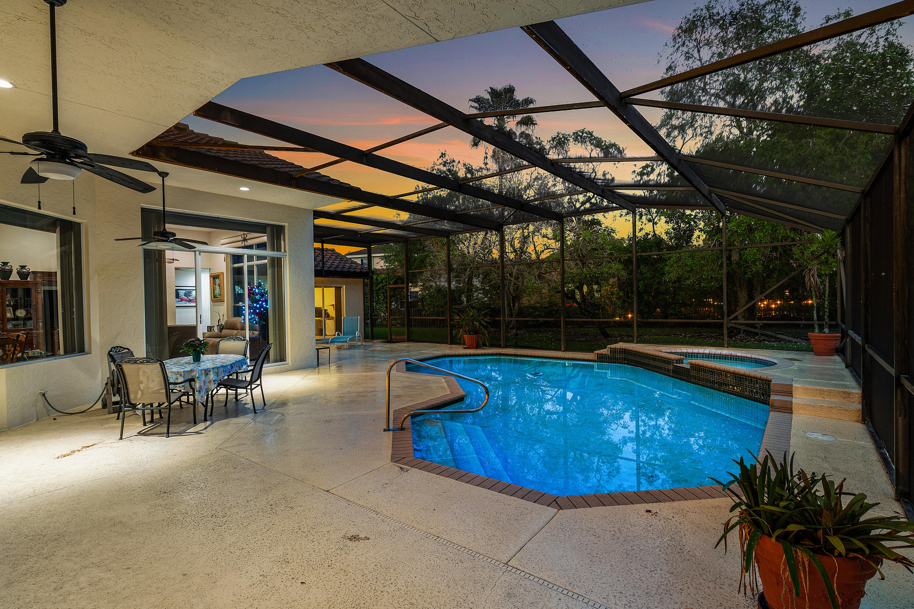 The Lakes - Residential