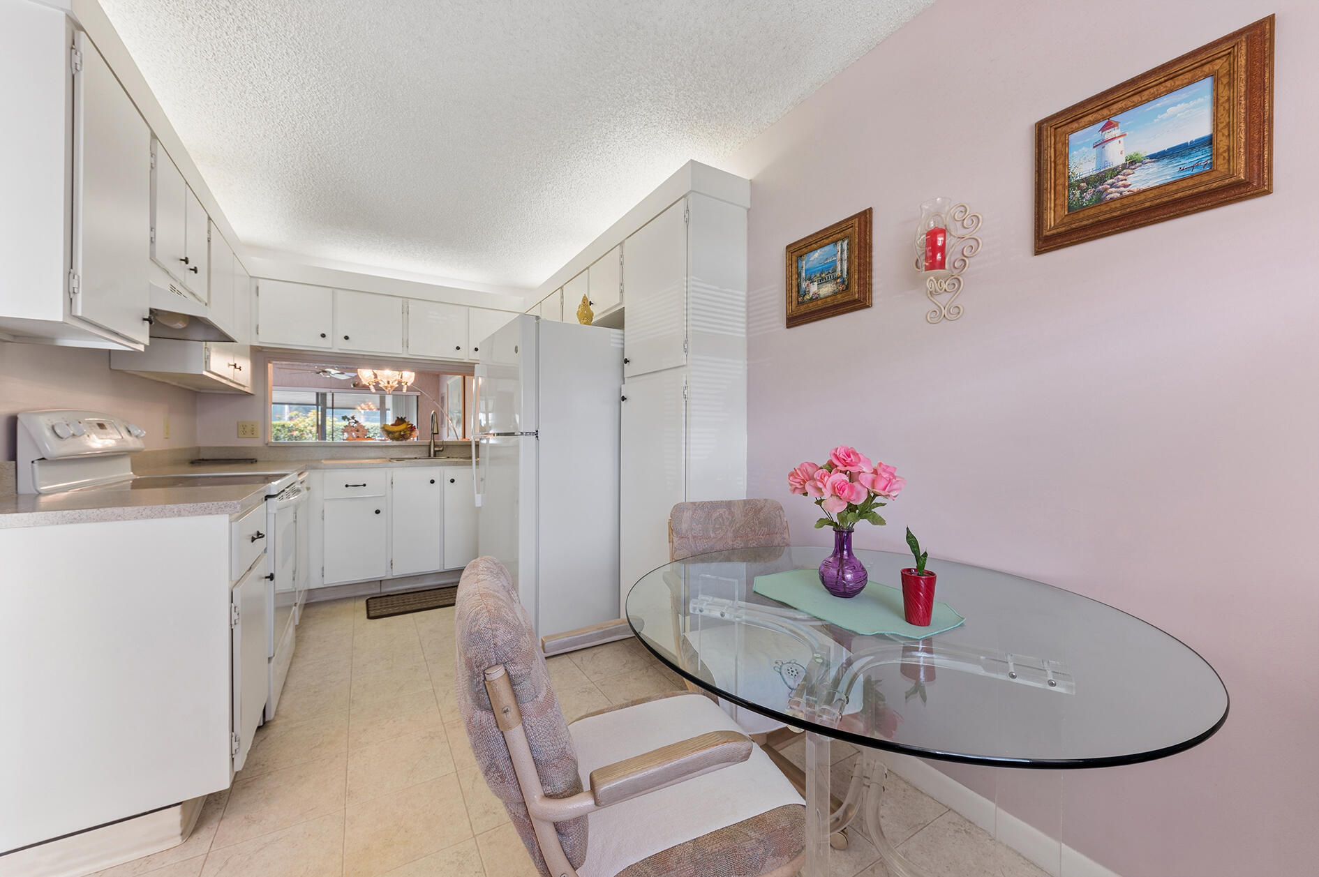 PINE CREST CONDO - Residential