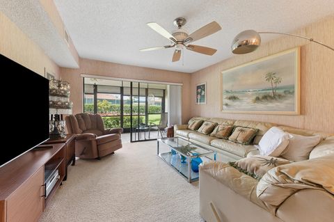 Photo of 901 Pinecrest Circle #A, Jupiter, FL 33458 (MLS # B26011634)