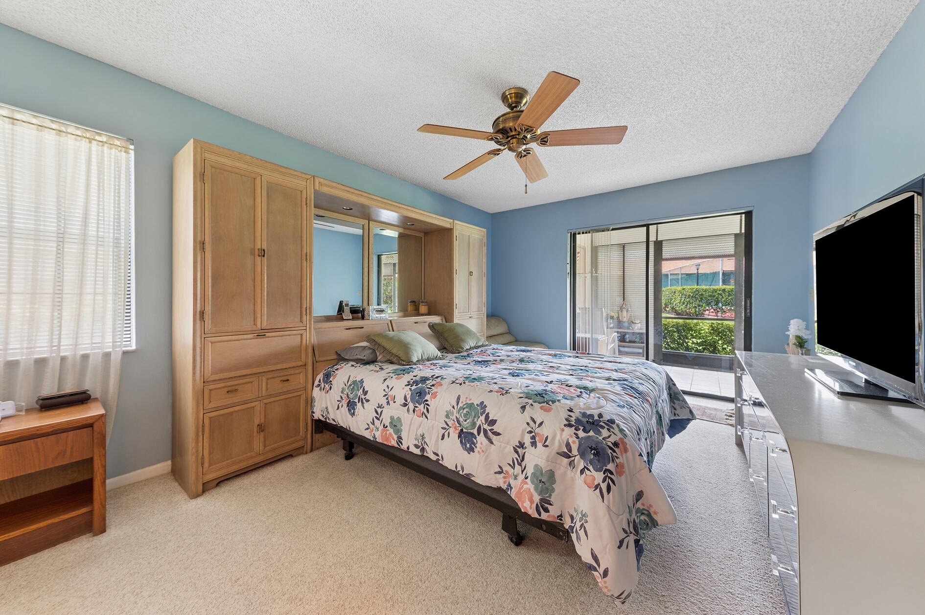 PINE CREST CONDO - Residential